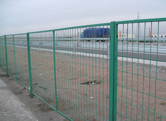 框架護欄網(wǎng)