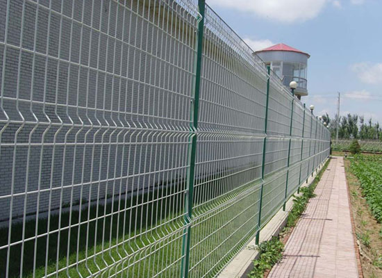 三角折彎護欄網(wǎng)